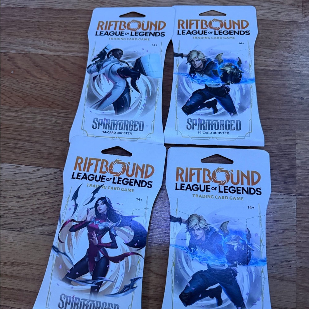 Riftbound TCG League of Legends Spiritforged Sleeved Booster Pack Lot X4
